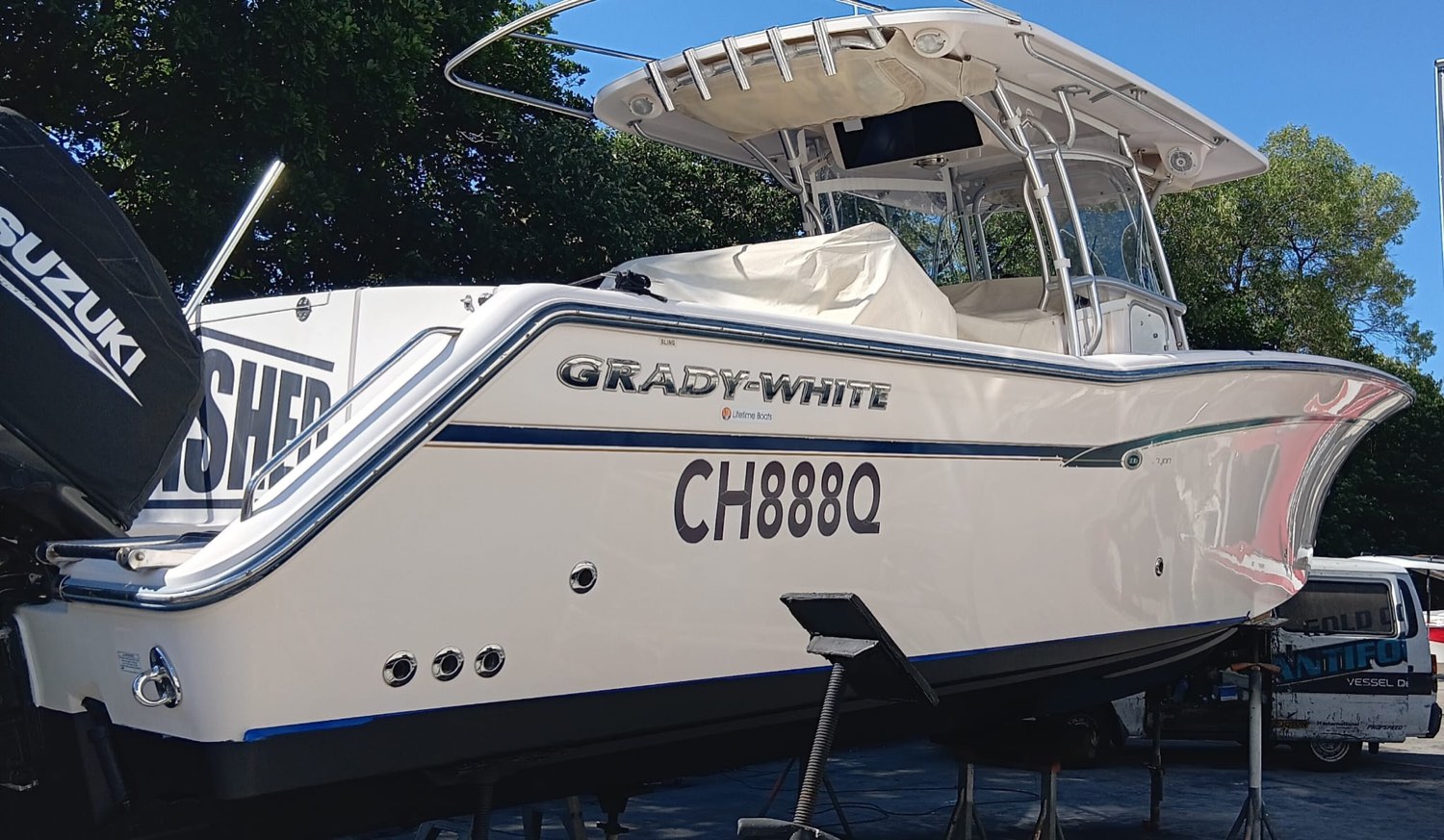 Mustang cruiser detailed and berthed at a Gold Coast marina
